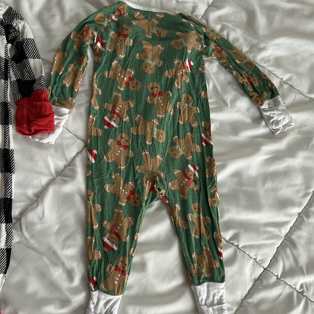Little Sleepies Gingerbread Buffalo Plaid Christmas Pajamas bundle 0-3 months - Picture 5 of 5